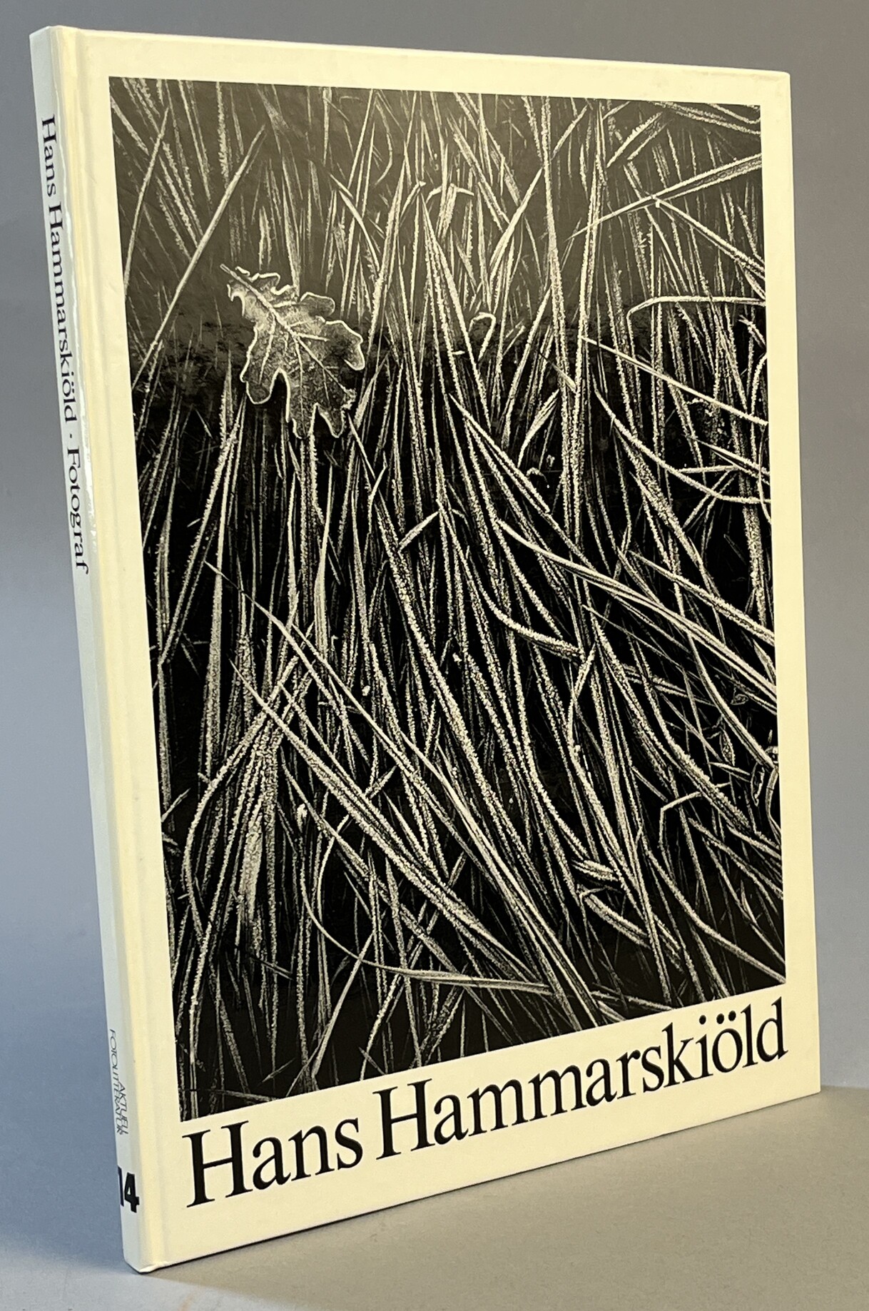 Hans Hammarskiöld. [Fotograf]. [Utg. av] Fyra Förläggare.