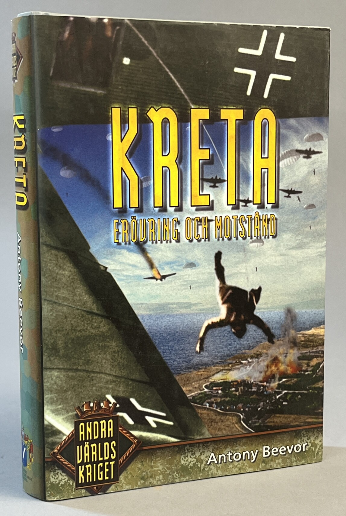 Kreta. Erövring och motstånd. Översättning: Ulf Gyllenhak. [Utg. av] Historiska Media/SMB.