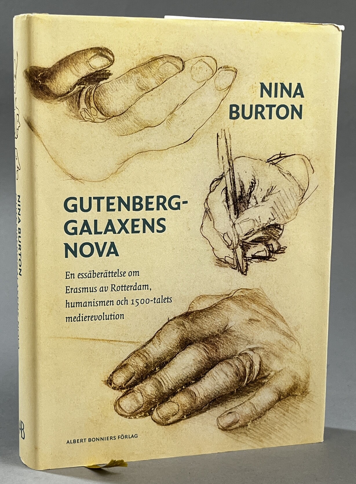 Gutenberggalaxens Nova. En essäberättelse om Erasmus av Rotterdam, humanismen och 1500-talets medierevolution samt om Albrecht Dührer, Hans Holbein d.y., Paracelsus, Martin Luther, Thomas More, Michel de Montaigne, diverse pedagoger, anatomer, encyklopeder, påvar och rebeller. [Utg. av] Albert Bonniers förlag.