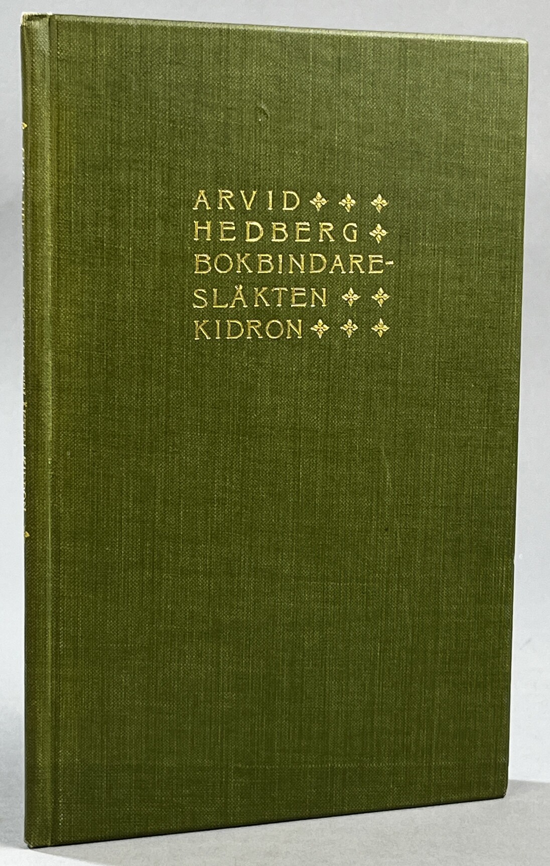 Några anteckningar om bokbindaresläkten Kidron af Arvid Hedberg.