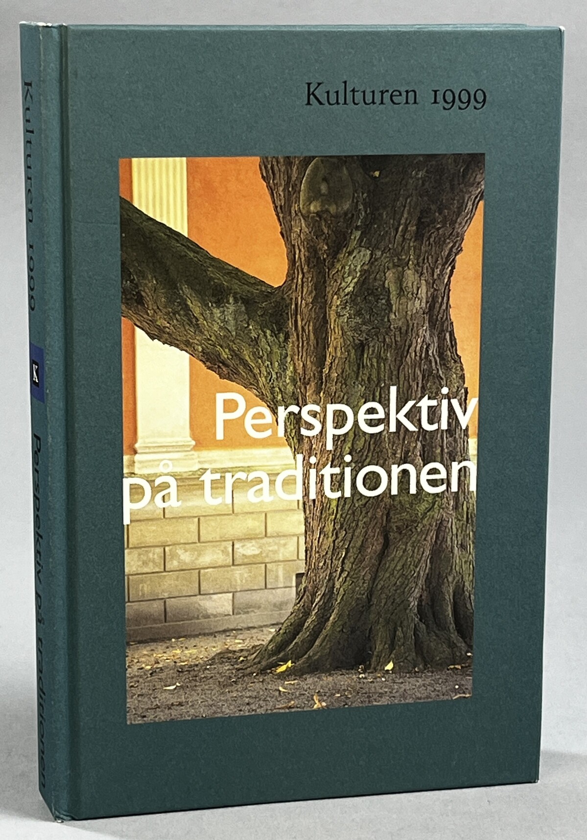 Kulturen 1999. Perspektiv på traditionen. En årsbok till medlemmarna av Kulturhistoriska föreningen för södra Sverige.
