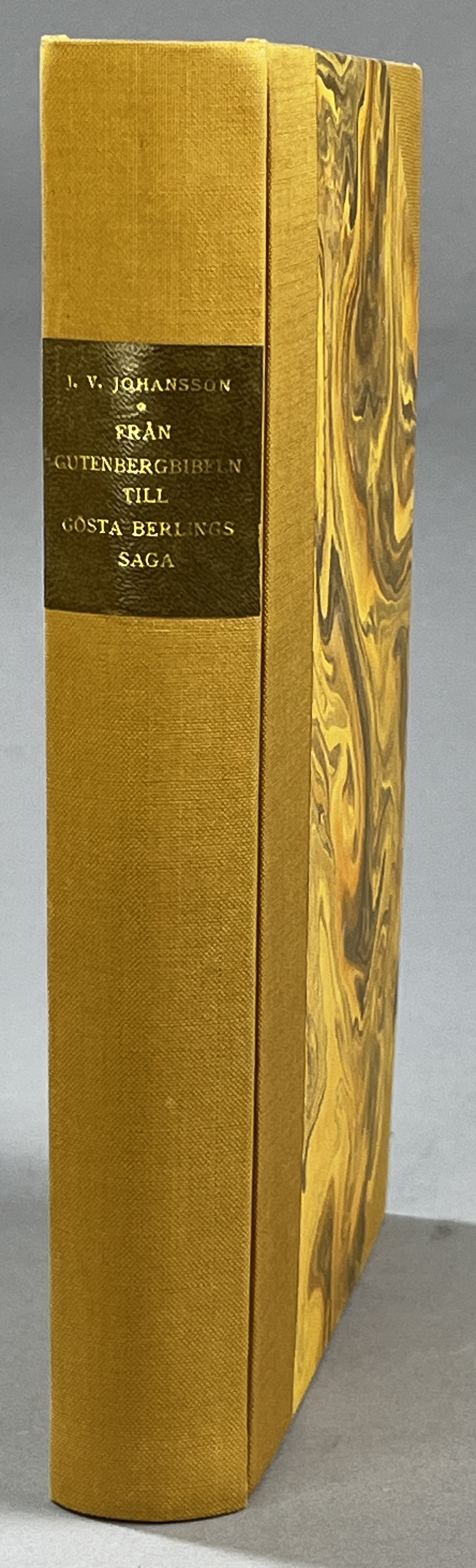 Från Gutenbergbibeln till Gösta Berlings saga. Vandringar i Bibliotheca Qvarnforsiana. [Utg. av] Wahlström & Widstrand.