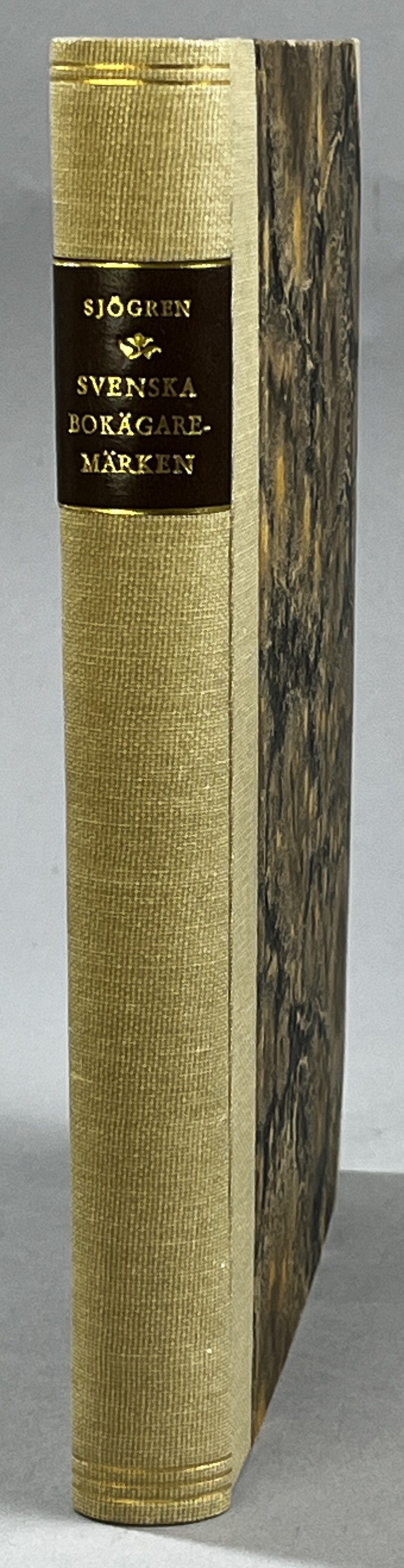 Förteckning å svenska bokägaremärken [exlibris] utställda vid Föreningen för Bokhandtverk utställning i Nordiska museet Januari - Februari 1908 upprättad av Arthur Sjögren.