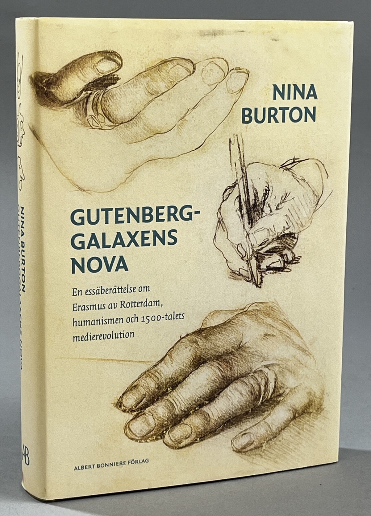 Gutenberggalaxens nova. En essäberättelse om Erasmus av Rotterdam, humanismen och 1500-talets medierevolution samt om Albrecht Dührer, Hans Holbein d.y., Paracelsus, Martin Luther, Thomas More, Michel de Montaigne, diverse pedagoger, anatomer, encyklopeder, påvar och rebeller. [Utg. av] Albert Bonniers förlag.