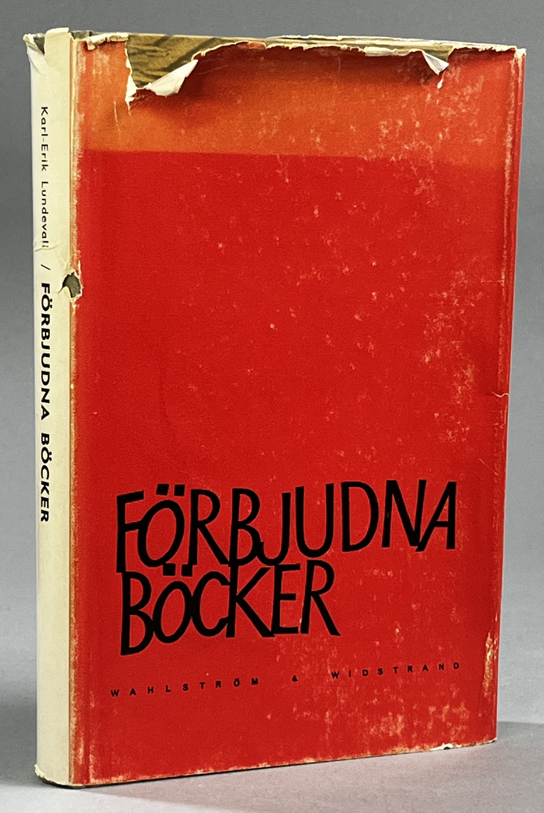 Förbjudna böcker och nordisk debatt om tryckfrihet och sedlighet. [Utg. av] Wahlström & Widstrand.
