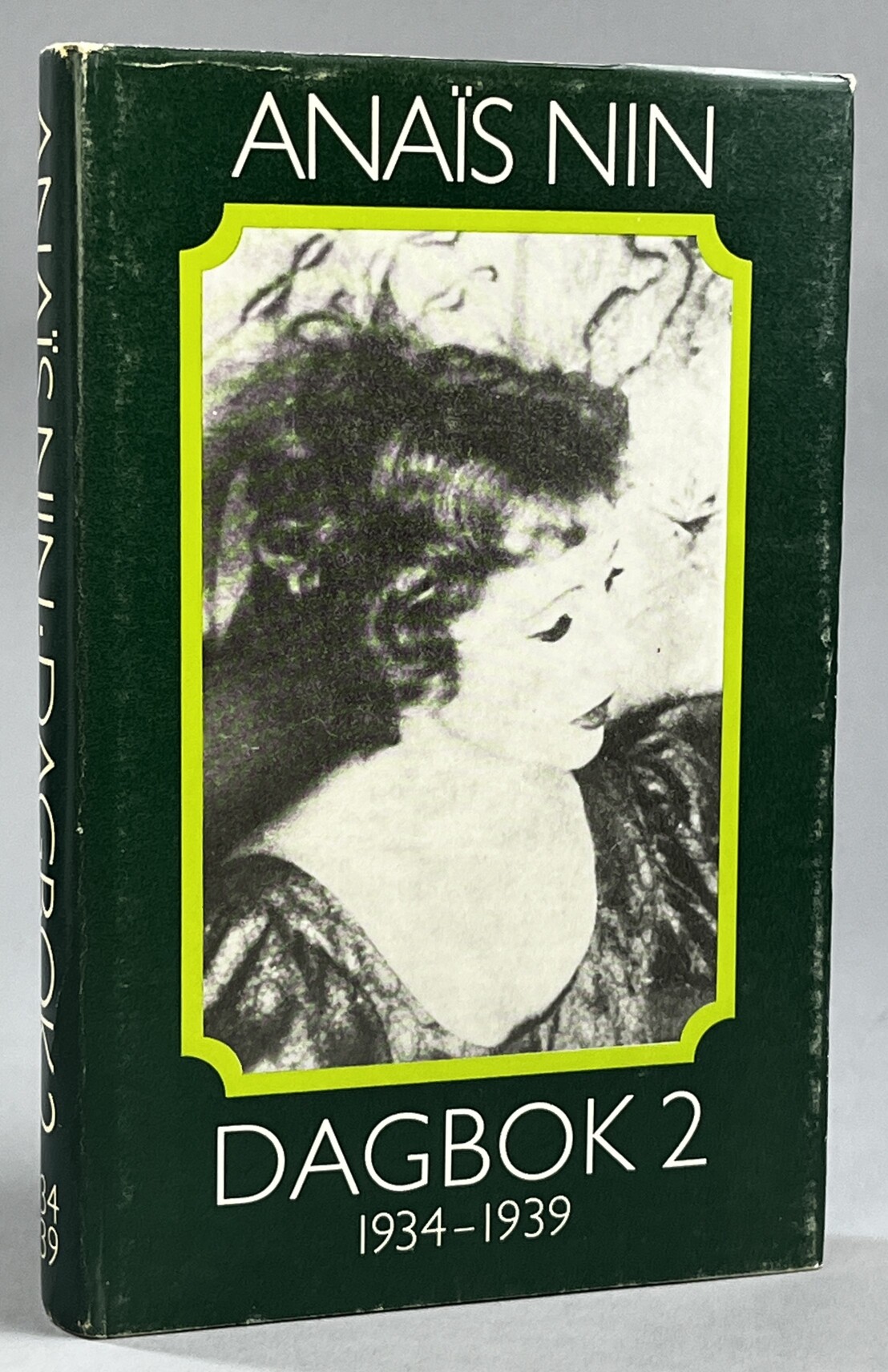 Dagbok 2 1934-1939. Översättning Britt Arenander. [Utg. av] Bokförlaget Trevi.